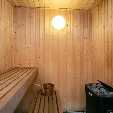 12 Person In Holiday home *
